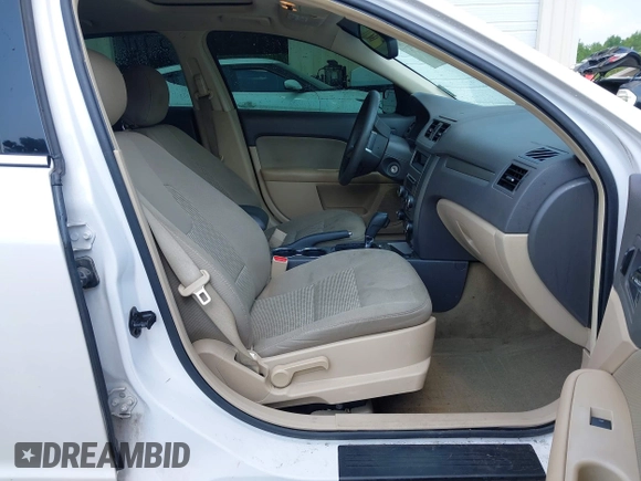 2012 Ford Fusion SE with VIN 3FAHP0HA8CR242542, listed as a IAAI auction lot 42419727 with 157,572 mi miles and . Bid and sale history available at DreamBid. Image 5.