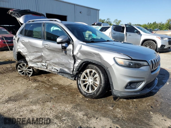 2019 Jeep Cherokee Latitude Plus with VIN 1C4PJLLB7KD197030, listed as a Copart auction lot 52854545 with 154,503 mi miles and Non Repairable. Bid and sale history available at carsss.com. Image 4.