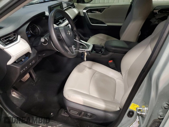 2021 Toyota RAV4 Hybrid XLE with VIN 2T3RWRFV3MW114637, listed as a Copart auction lot 85131224 with 53,126 mi miles and Salvage Title. Bid and sale history available at carsss.com. Image 7.