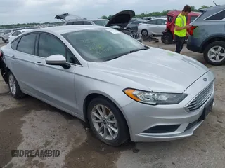 2017 Ford Fusion SE z VIN 3FA6P0HD3HR273593, wystawiony jako IAAI lot #42136079 z przebiegiem 101 545 mil mil oraz . Historia ofert i sprzedaży dostępna na DreamBid. Obrazek 1.