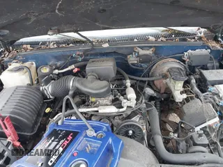 1998 Chevrolet Silverado 1500 with VIN 2GCEC19R0W1116302, listed as a IAAI auction lot 41558346 with 282,870 mi miles and . Bid and sale history available at DreamBid. Image 10.