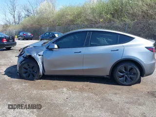 2024 Tesla Model Y Long Range with VIN 7SAYGDEE2RA311261, listed as a IAAI auction lot 41534010 with Not Provided miles and . Bid and sale history available at DreamBid. Image 15.