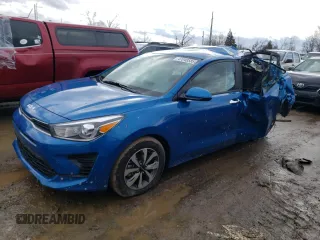 2023 Kia Rio LX z VIN 3KPA24AD3PE584967, wystawiony jako Copart lot #47048585 z przebiegiem Nie podano mil oraz Nie do naprawy • Non repairable. Historia ofert i sprzedaży dostępna na DreamBid. Obrazek 1.
