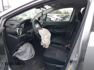 2024 Nissan Versa S z VIN 3N1CN8DV4RL865799, wystawiony jako IAAI lot #42044021 z przebiegiem 13 282 mil mil oraz . Historia ofert i sprzedaży dostępna na DreamBid. Obrazek 8.