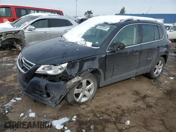 2010 Volkswagen Tiguan SEL with VIN WVGBV7AX9AW515233, listed as a Copart auction lot 45520355 with 140,946 mi miles and Clean Title. Bid and sale history available at DreamBid. Image 1.