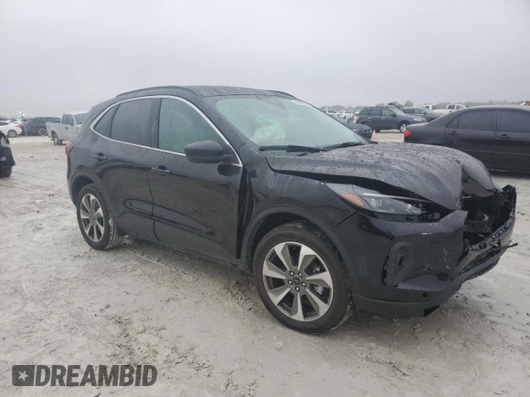 2024 Ford Escape Platinum with VIN 1FMCU9JAXRUB60241, listed as a Copart auction lot 42203275 with 5,907 mi miles and Non Repairable. Bid and sale history available at DreamBid. Image 4.