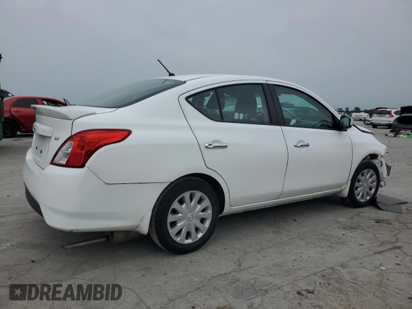 2019 Nissan Versa SV z VIN 3N1CN7APXKL880765, wystawiony jako Copart lot #57474965 z przebiegiem 27 736 mil mil oraz Szkoda całkowita • Salvage title. Historia ofert i sprzedaży dostępna na DreamBid. Obrazek 3.