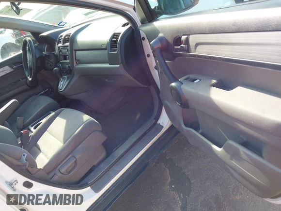 2011 Honda CR-V LX with VIN 5J6RE4H38BL057802, listed as a IAAI auction lot 42506513 with 164,694 mi miles and . Bid and sale history available at DreamBid. Image 5.