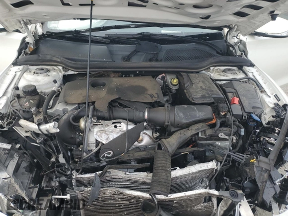 2018 Infiniti QX30 Premium with VIN SJKCH5CP3JA057376, listed as a Copart auction lot 82438634 with 47,412 mi miles and Salvage title. Bid and sale history available at DreamBid. Image 13.