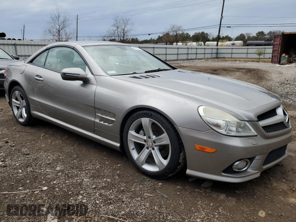 2009 Mercedes-Benz SL 550 with VIN WDBSK71F49F143492, listed as a Copart auction lot 88757425 with 89,117 mi miles and Salvage title. Bid and sale history available at DreamBid. Image 4.