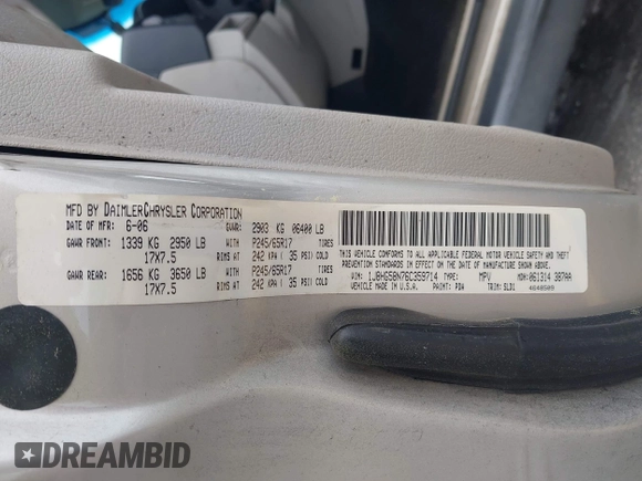 2006 Jeep Commander Limited с VIN 1J8HG58N76C359714, выставлен на аукционе IAAI как лот 42623888 с пробегом 132 101 миль миль и . История ставок и продаж доступна на DreamBid. Изображение 9.