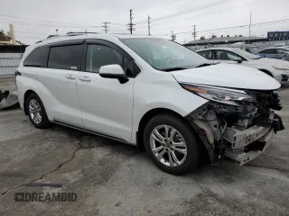 2022 Toyota Sienna Platinum z VIN 5TDESKFC8NS041784, wystawiony jako Copart lot #43968765 z przebiegiem 179 581 mil mil oraz Szkoda całkowita • Salvage title. Historia ofert i sprzedaży dostępna na DreamBid. Obrazek 4.