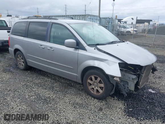 2013 Chrysler Town & Country Touring with VIN 2C4RC1BG2DR656629, listed as a IAAI auction lot 42024459 with 209,472 mi miles and . Bid and sale history available at DreamBid. Image 1.