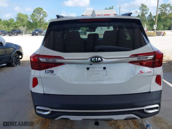 2021 Kia Seltos S with VIN KNDEUCA23M7141881, listed as a IAAI auction lot 41949293 with 41,881 mi miles. Bid and sale history available at carsss.com. Image 17.