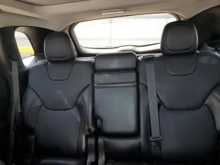 2018 Jeep Cherokee Trailhawk z VIN 1C4PJMBX0JD562021, wystawiony jako Copart lot #59136885 z przebiegiem 122 792 mil mil oraz Szkoda całkowita • Salvage title. Historia ofert i sprzedaży dostępna na DreamBid. Obrazek 10.