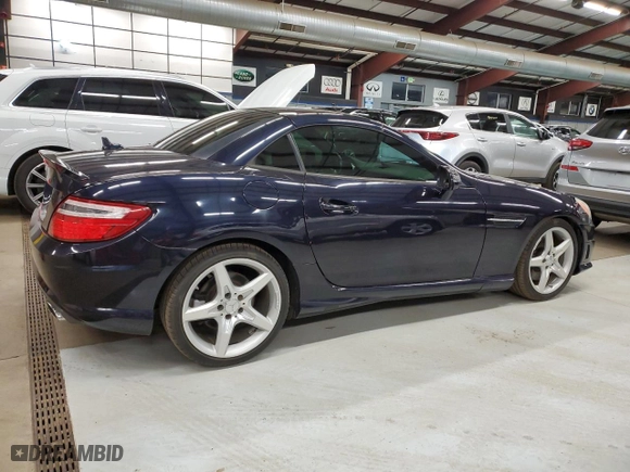 2014 Mercedes-Benz SLK-Class SLK 350 with VIN WDDPK5HA9EF076622, listed as a Copart auction lot 83435994 with 110,473 mi miles and Clean Title. Bid and sale history available at carsss.com. Image 3.