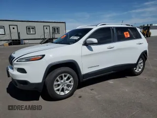 2017 Jeep Cherokee Latitude with VIN 1C4PJMCS5HW632694, listed as a Copart auction lot 59001725 with 118,054 mi miles and Salvage title. Bid and sale history available at DreamBid. Image 1.