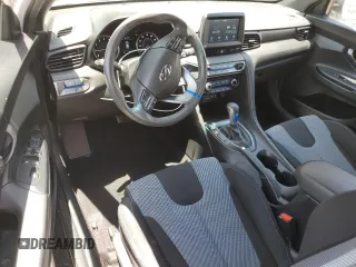 2019 Hyundai Veloster 2.0 с VIN KMHTG6AF2KU019977, выставлен на аукционе Copart как лот 62178965 с пробегом 83 621 миль миль и Списание • Salvage title. История ставок и продаж доступна на DreamBid. Изображение 8.