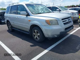 2008 Honda Pilot EX-L z VIN 5FNYF28558B016026, wystawiony jako IAAI lot #42192781 z przebiegiem 271 829 mil mil oraz . Historia ofert i sprzedaży dostępna na DreamBid. Obrazek 1.