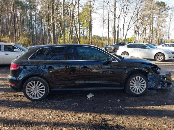 2016 Audi A3 e-tron Premium Plus with VIN WAUTPBFF2GA136275, listed as a IAAI auction lot 41609380 with NaN miles. Bid and sale history available at carsss.com. Image 13.