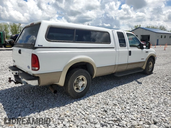 2004 Ford F-250 XL z VIN 1FTNX20P24EA26599, wystawiony jako Copart lot #56707985 z przebiegiem 165 292 mil mil oraz Szkoda całkowita • Salvage title. Historia ofert i sprzedaży dostępna na DreamBid. Obrazek 3.