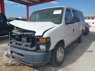 2014 Ford Econoline Passenger XL with VIN 1FBNE3BL5EDB11826, listed as a IAAI auction lot 40860317 with 216,900 mi miles. Bid and sale history available at carsss.com. Image 17.