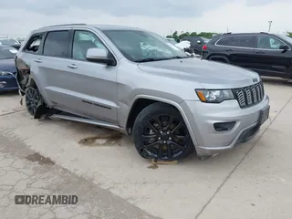 2019 Jeep Grand Cherokee Upland z VIN 1C4RJEAG3KC672617, wystawiony jako IAAI lot #42169843 z przebiegiem 88 740 mil mil oraz . Historia ofert i sprzedaży dostępna na DreamBid. Obrazek 1.