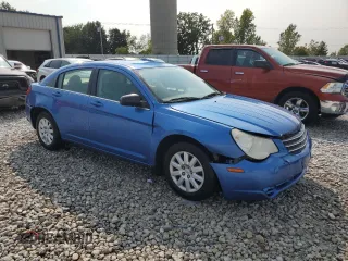 2007 Chrysler Sebring z VIN 1C3LC46K57N589021, wystawiony jako Copart lot #70650234 z przebiegiem 121 626 mil mil oraz Czysty tytuł • Clean title. Historia ofert i sprzedaży dostępna na DreamBid. Obrazek 4.