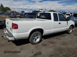 2001 Chevrolet S-10 LS with VIN 1GCCS19531K129710, listed as a Copart auction lot 69585404 with 163,904 mi miles and Salvage Title. Bid and sale history available at DreamBid. Image 3.