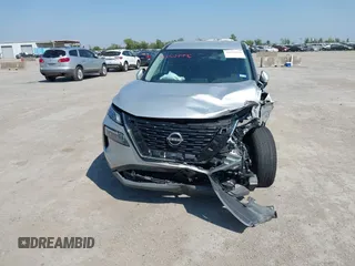 2022 Nissan Rogue SV with VIN 5N1BT3BB1NC708873, listed as a IAAI auction lot 40524996 with 59,684 mi miles. Bid and sale history available at carsss.com. Image 13.