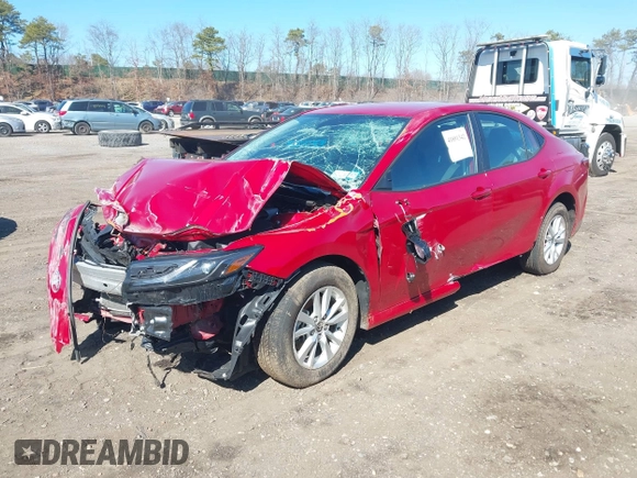 2025 Toyota Camry LE z VIN 4T1DBADK8SU004060, wystawiony jako IAAI lot #41891342 z przebiegiem 3 354 mil mil oraz . Historia ofert i sprzedaży dostępna na DreamBid. Obrazek 17.