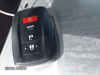 2023 Toyota Camry SE z VIN 4T1T11AK1PU159799, wystawiony jako IAAI lot #42517586 z przebiegiem 51 245 mil mil oraz . Historia ofert i sprzedaży dostępna na DreamBid. Obrazek 11.