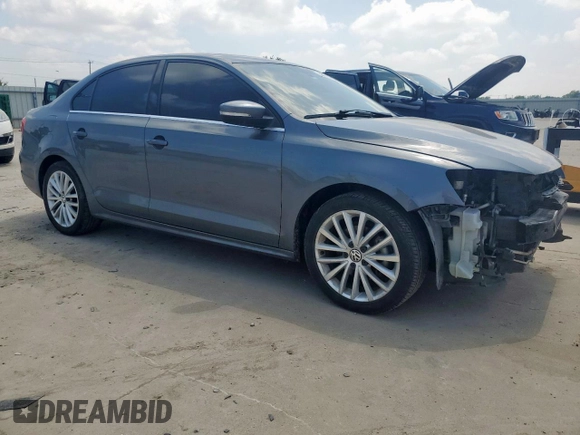 2014 Volkswagen Jetta TDI w/Premium/Nav with VIN 3VWLL7AJ7EM385112, listed as a Copart auction lot 58063295 with 169,683 mi miles and Salvage title. Bid and sale history available at DreamBid. Image 4.