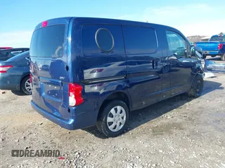 2013 Nissan NV200 SV z VIN 3N6CM0KN9DK693656, wystawiony jako IAAI lot #41297500 z przebiegiem 187 330 mil mil oraz . Historia ofert i sprzedaży dostępna na DreamBid. Obrazek 4.