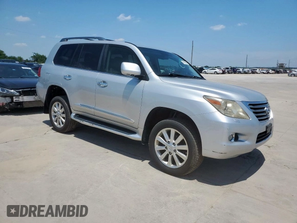 2010 Lexus LX 570 z VIN JTJHY7AX1A4035427, wystawiony jako Copart lot #61180645 z przebiegiem 330 834 mil mil oraz Czysty tytuł • Clean title. Historia ofert i sprzedaży dostępna na DreamBid. Obrazek 4.