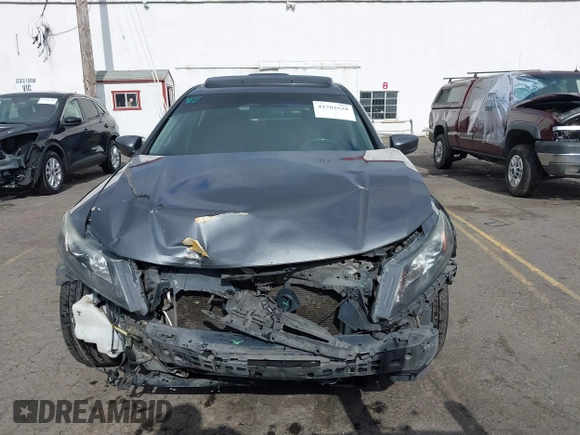 2012 Honda Crosstour EX-L z VIN 5J6TF2H52CL010520, wystawiony jako IAAI lot #41702638 z przebiegiem 177 464 mil mil oraz . Historia ofert i sprzedaży dostępna na DreamBid. Obrazek 12.