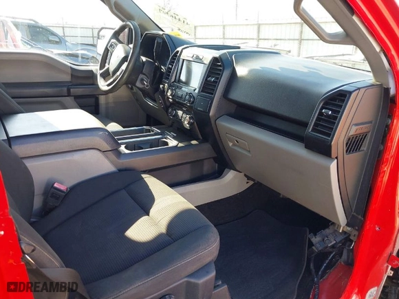 2018 Ford F-150 XL with VIN 1FTEW1C58JFA87405, listed as a IAAI auction lot 41446387 with 197,115 mi miles. Bid and sale history available at carsss.com. Image 5.