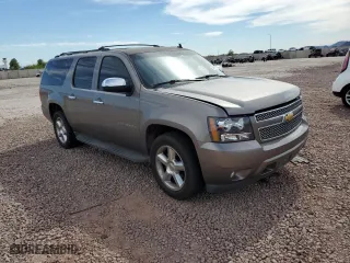 2013 Chevrolet Suburban LS with VIN 1GNSCHE02DR178623, listed as a Copart auction lot 54065035 with 238,990 mi miles and Clean Title. Bid and sale history available at carsss.com. Image 4.
