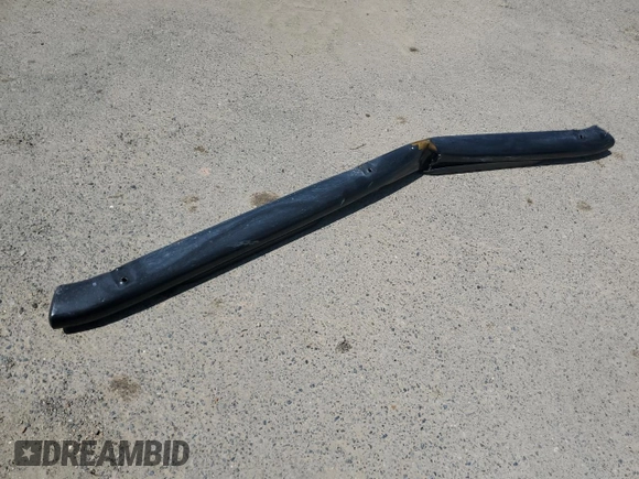 2005 Toyota Tacoma PreRunner with VIN 5TEKU72NX5Z033223, listed as a Copart auction lot 55495645 with 163,877 mi miles and Salvage title. Bid and sale history available at DreamBid. Image 12.