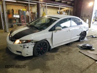 2009 Honda Civic LX z VIN 2HGFA16589H361499, wystawiony jako Copart lot #52879435 z przebiegiem 192 351 mil mil oraz Szkoda całkowita • Salvage title. Historia ofert i sprzedaży dostępna na DreamBid. Obrazek 1.