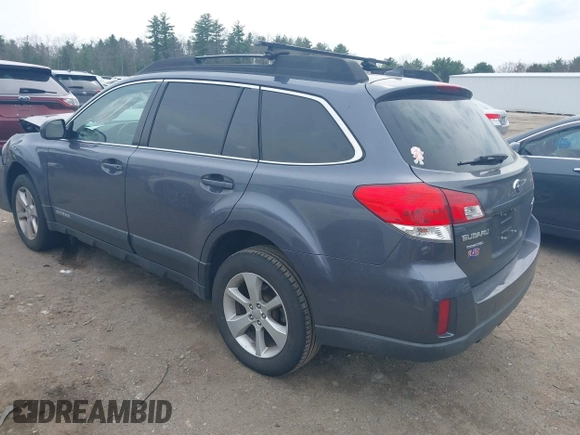 2014 Subaru Outback 2.5i Premium with VIN 4S4BRBDC4E3207670, listed as a IAAI auction lot 42124482 with 71,777 mi miles. Bid and sale history available at carsss.com. Image 3.