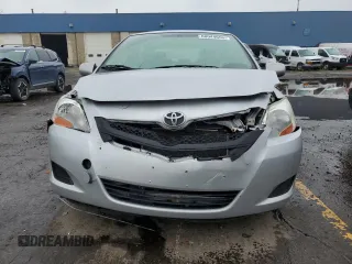 2008 Toyota Yaris with VIN JTDBT923981204412, listed as a Copart auction lot 60044655 with 194,098 mi miles and Clean title. Bid and sale history available at DreamBid. Image 5.