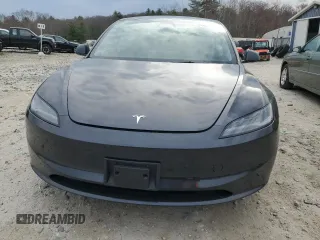 2024 Tesla Model 3 z VIN 5YJ3E1EA2RF772519, wystawiony jako Copart lot #54485255 z przebiegiem 11 110 mil mil oraz Szkody całkowita. Historia ofert i sprzedaży dostępna na DreamBid. Obrazek 5.