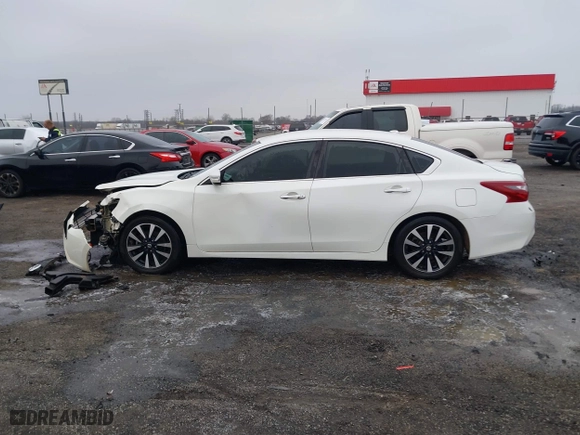 2018 Nissan Altima 2.5 SV with VIN 1N4AL3AP5JC216408, listed as a IAAI auction lot 41481988 with 216,407 mi miles. Bid and sale history available at carsss.com. Image 14.