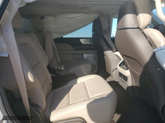 2024 Lincoln Navigator Reserve with VIN 5LMJJ2LG2REL08480, listed as a Copart auction lot 83065314 with 5,723 mi miles and Salvage Title. Bid and sale history available at carsss.com. Image 11.