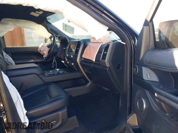 2019 Ford Expedition XLT with VIN 1FMJU1HT3KEA73359, listed as a IAAI auction lot 40979883 with 75,295 mi miles. Bid and sale history available at carsss.com. Image 5.