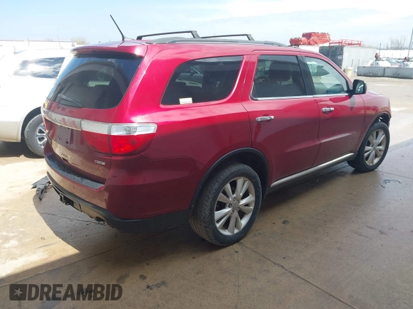 2013 Dodge Durango Crew with VIN 1C4RDHDG2DC658439, listed as a IAAI auction lot 42102406 with 178,251 mi miles. Bid and sale history available at carsss.com. Image 4.