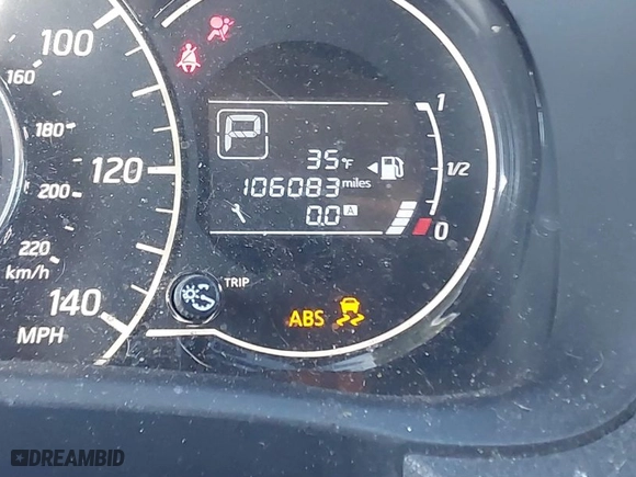 2015 Nissan Versa Note SV with VIN 3N1CE2CP1FL401378, listed as a IAAI auction lot 41417022 with 106,083 mi miles. Bid and sale history available at carsss.com. Image 16.