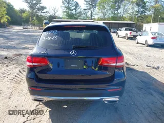 2018 Mercedes-Benz GLC with VIN WDC0G4JB2JV106712, listed as a IAAI auction lot 42067883 with 83,306 mi miles. Bid and sale history available at carsss.com. Image 16.