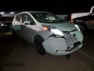 2015 Nissan LEAF SV with VIN 1N4AZ0CP2FC328424, listed as a Copart auction lot 76894983 with 47,224 mi miles. Bid and sale history available at carsss.com. Image 4.